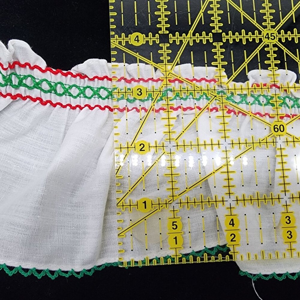 Vintage Ruffled Trim 13 Yards White Festive Red & Green 2" Wide